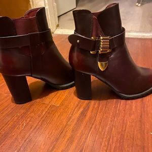 Bella Marie Chelsea Style Bootie with Buckle - Maroon Sz 7